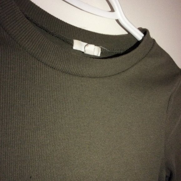 Olive ribbed tshirt - Picture 4 of 5